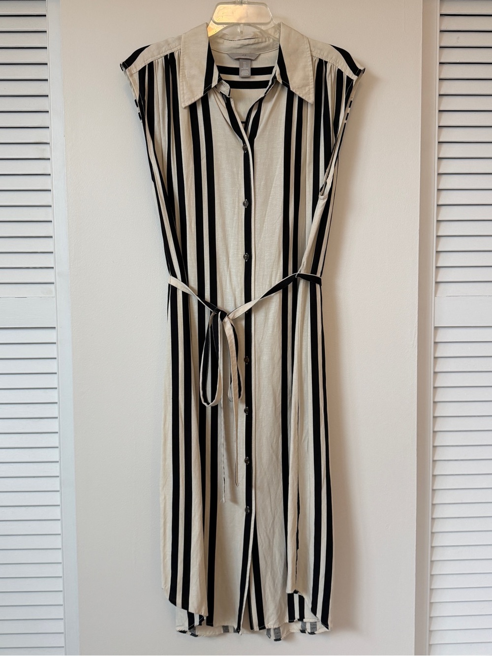 H&M Black & Cream Linen Vertical Sleeveless Shirt Dress
